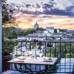 Ponte Sisto Hotel